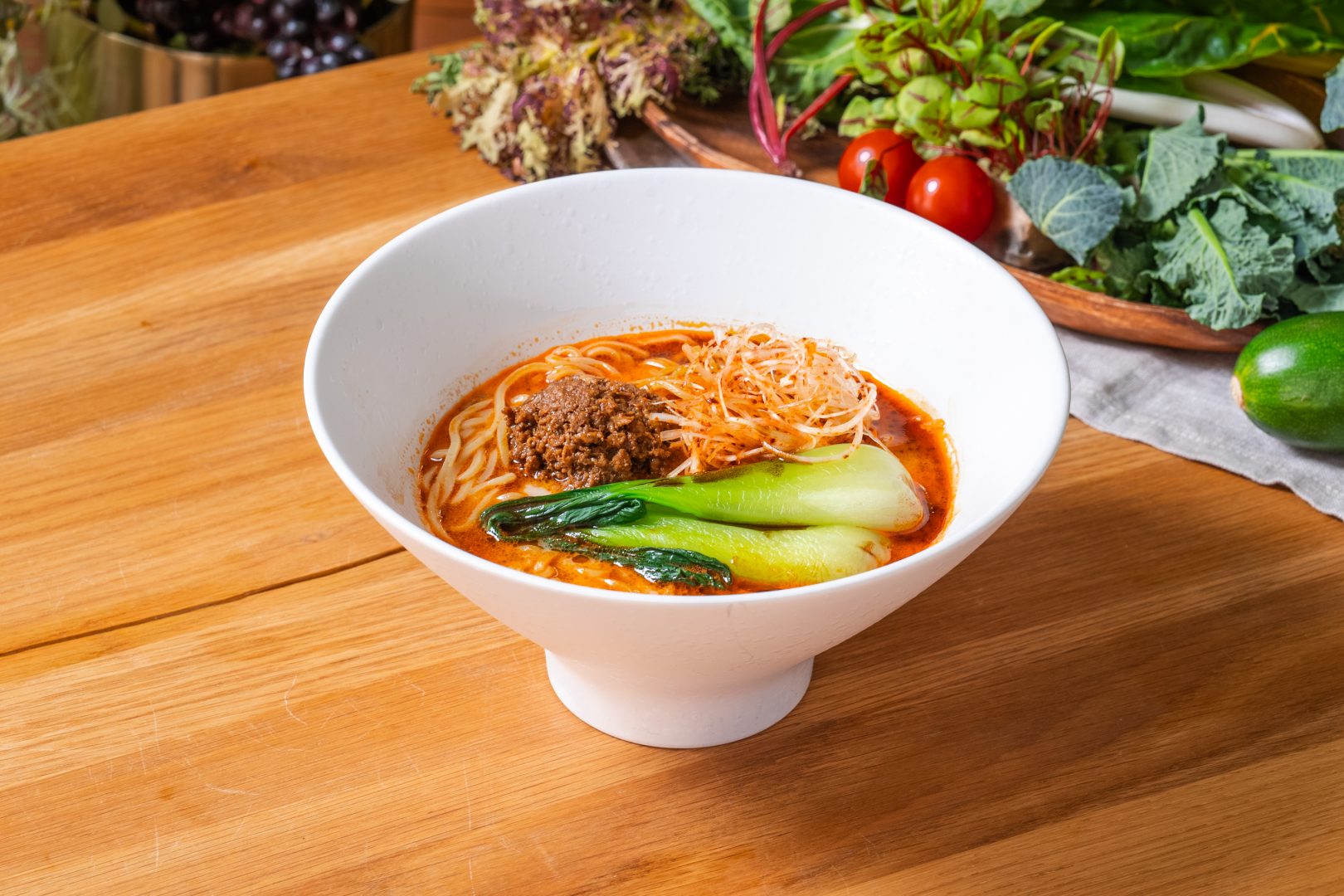 濃厚クリーミーなピリ辛豆乳坦々ラーメン