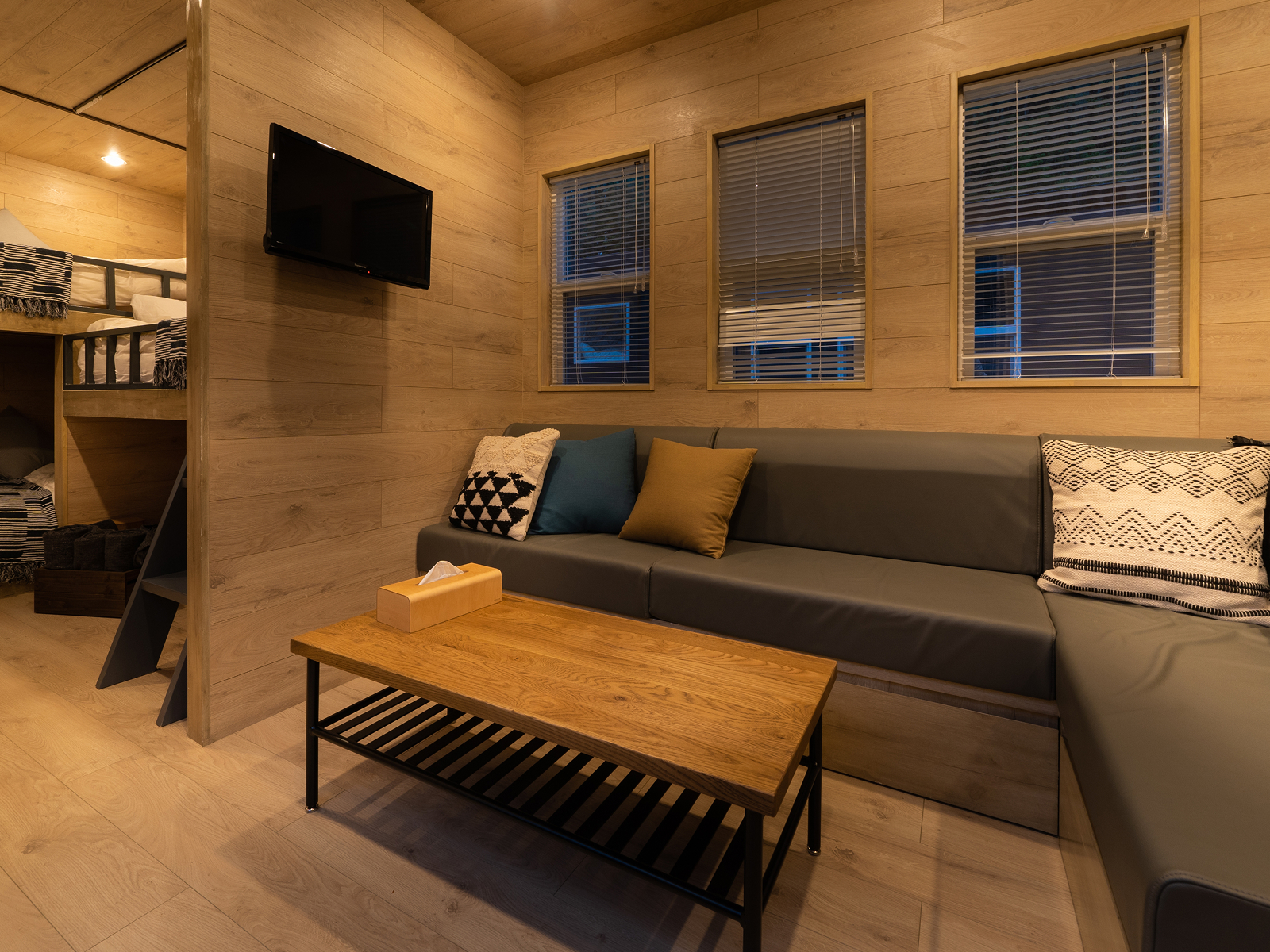 グランピングキャビン